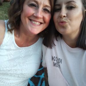 Meet your Posher, Regina